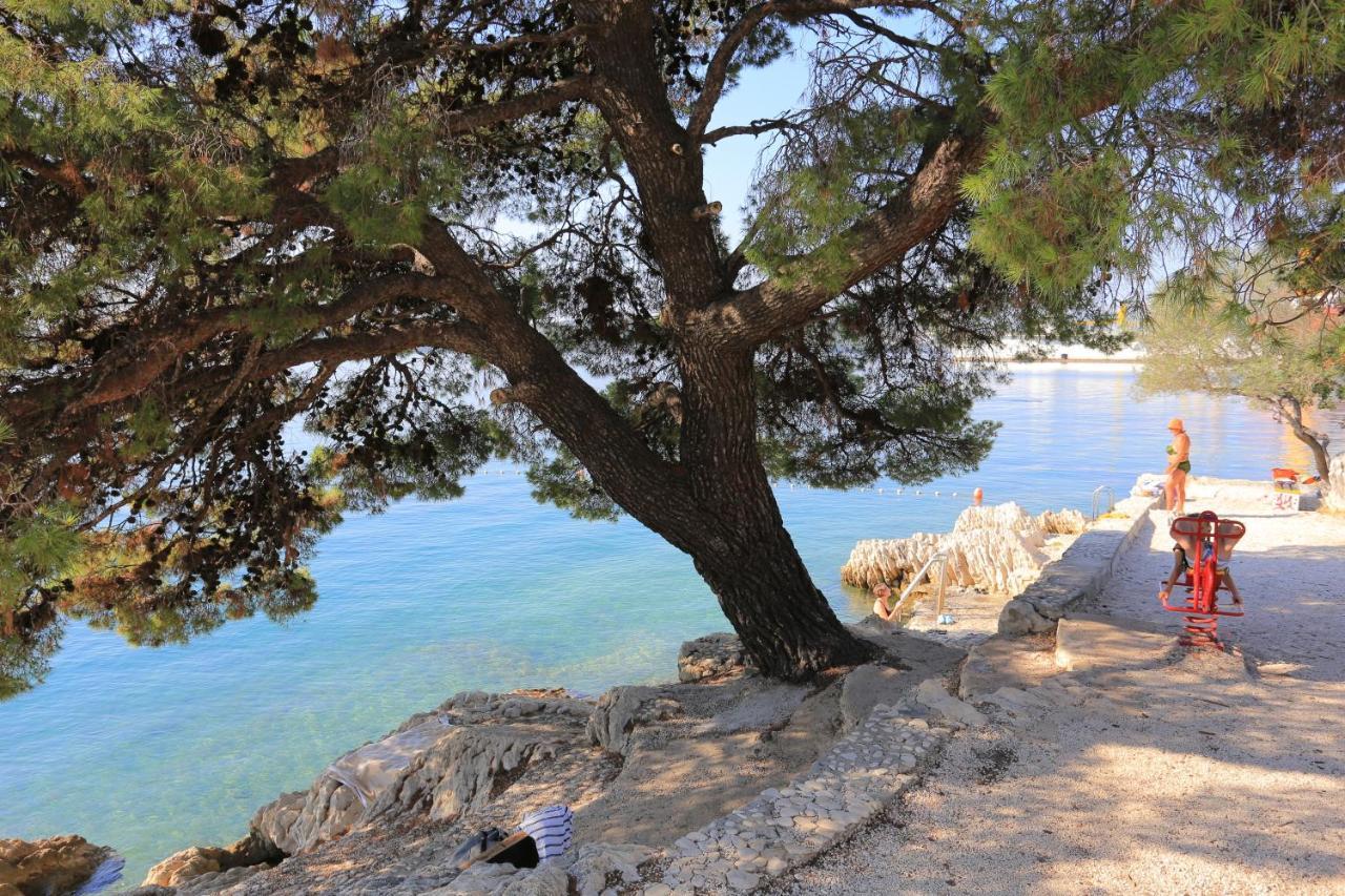 Rooms With A Parking Space Trogir - 17442 Exterior photo